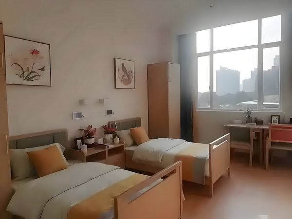 黄奕女儿不读书想去韩国当练习生，颜值是硬伤