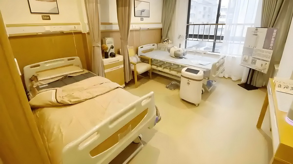 丁子朗認TVB劇集的確開少咗，放眼世界：唔係淨係得敞台